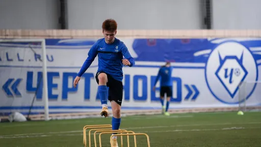«Локомотив» выкупит у «Крыльев Советов» форварда Салтыкова, выступающего за «Акрон»