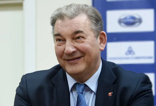 Третьяк: непонятно, почему в IIHF спорт смешали с политикой