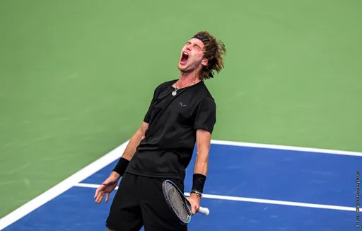 Рублёв переиграл Де Минаура в тяжелейшем матче 1/8 финала Australian Open