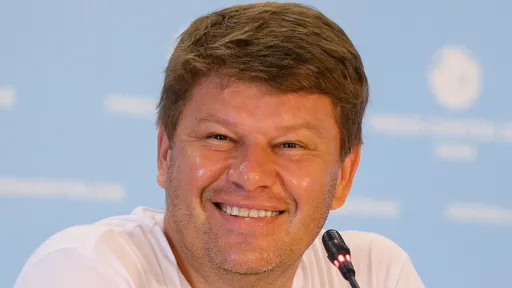 Губерниев: Слуцкий может развиваться в качестве стендапера, ведущего ютуб-шоу, может попробовать себя на ТВ