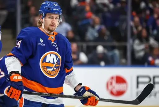 Российский форвард «Айлендерс» Шабанов травмировал нижнюю часть тела