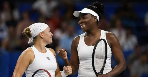 Шнайдер и Уильямс не вышли в полуфинал турнира WTA-500: зачем они стали играть в паре?