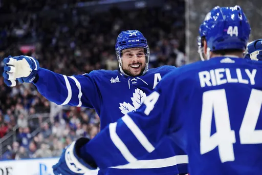 Toronto Sun: форвард «Торонто» Мэтьюз может побить рекорд Овечкина