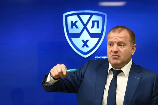 Главный арбитр КХЛ Анисимов рассказал, как начисляют зарплату судьям, и за что их штрафуют