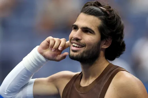 Алькарас в четырёх сетах обыграл Фарию и вышел в третий круг US Open