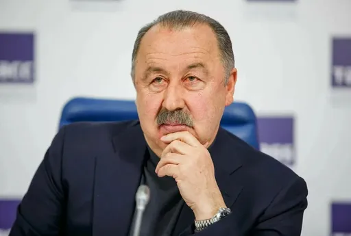 Сёмин оценил возможное назначение Газзаева на руководящую должность в «Динамо»
