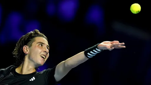 Шевченко не смог победить в финале турнира ATP в Меце, уступив Умберу