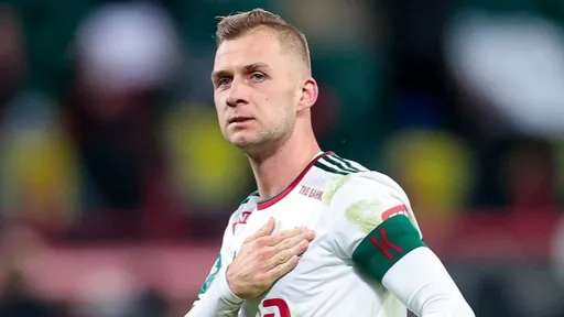 Баринов заявил, что его слова о безразличии игроков «Локомотива» были о легионерах