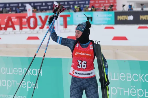 Томшина выиграла спринт на летнем чемпионате России по биатлону