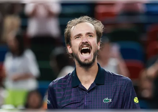Даниил Медведев обыграл Майхшака в четвертьфинале турнира ATP в Брисбене