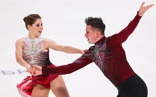 Мишина и Галлямов выиграли чемпионат России по прыжкам