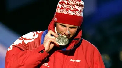 Иванов: российские лыжники сами не согласятся выступать без флага и гимна