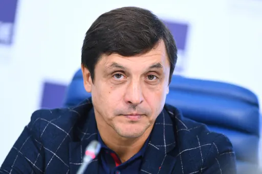 Чемпионов мира по хоккею Ковальчука и Каменского внесли в базу «Миротворца»*