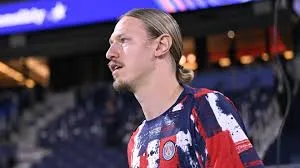 «Бавария» забила «ПСЖ» после неудачной игры Сафонова на выходе