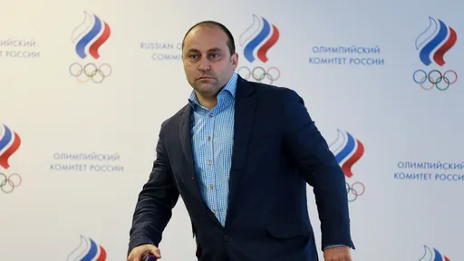 Свищев: надеемся, что крик и вой, который поднимется из соседних стран, не повлияет на решение УЕФА