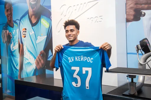 «Ботафого» вступил в борьбу за хавбека «Зенита» Ду Кейроса