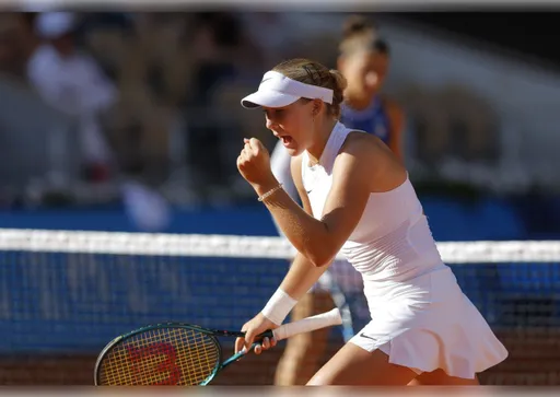 Веснина пожелала Мирре Андреевой начать сезон-2026 с титула