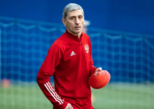 Хомуха: фол Педро — жёлтая, Мажичу и Каманцеву надо было высказаться раньше