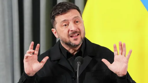Владимир Зеленский лишил государственных стипендий Бубку и Клочкову