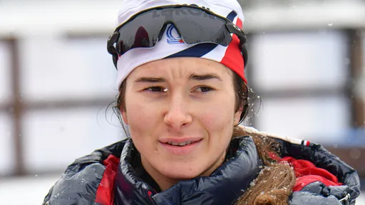 Лыжница Непряева расплакалась после решения FIS о недопуске россиян