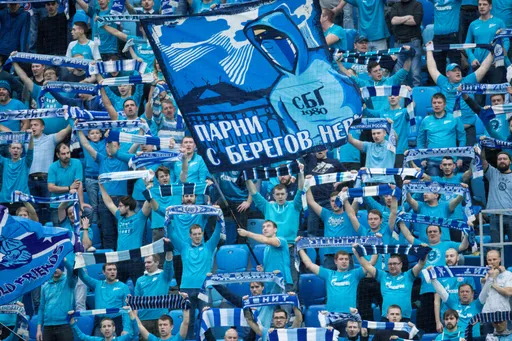 На матче «Зенит» — «Црвена звезда» в Сочи присутствуют более 30 тысяч зрителей