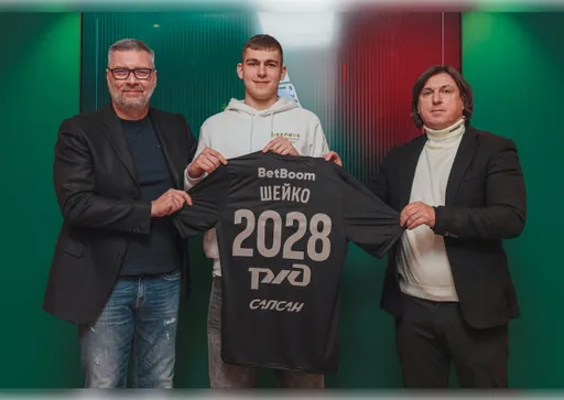 «Локомотив» подписал контракт с 19-летним вратарём Шейко до конца 2028 года