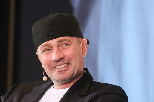 Костомаров рассказал, кто помог ему справиться с тяжелыми последствиями болезни