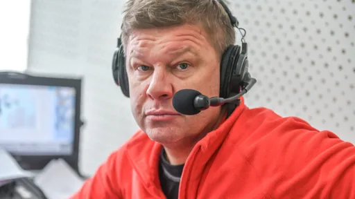 Губерниев раскритиковал Вяльбе за срез дистанции во время шоу‑гонки в Казани