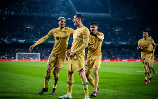 Гол Левандовски стал победным в отложенном матче 17 тура Примеры между «Барселоной» и «Бетисом»