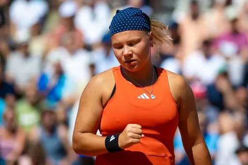 Шнайдер уступила бельгийке Мертенс во втором круге турнира WTA в Штутгарте