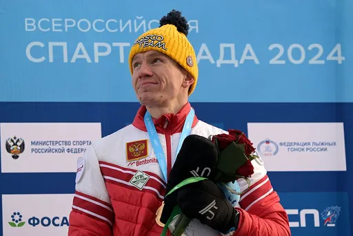 Большунов стал победителем классического марафона на 50 км на Спартакиаде-2024