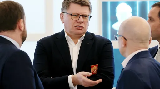 Гендиректор ФХР Курбатов рассказал о взаимоотношениях с IIHF