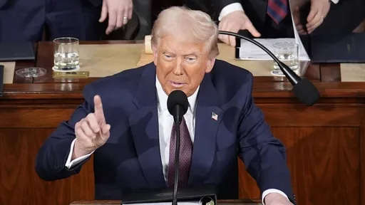 Президент США Трамп заявил, что хотел бы увидеть бой Джейка Пола с Хабибом