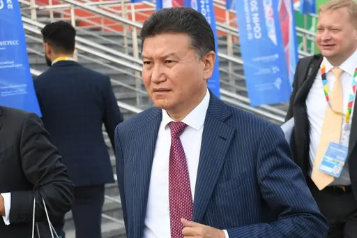 Илюмжинов сообщил о приостановлении любой деятельности, связанной с шахматами