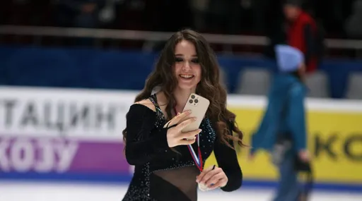 Фигуристка Валиева опубликовала новые фото из ОАЭ на фоне скандала с медалями