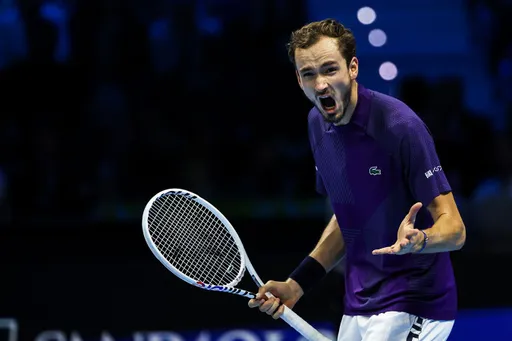 Медведев за полтора часа обыграл американца Гирона в матче первого круга Australian Open