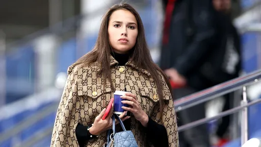 Загитова заявила, что трудности с грантом на шоу «Алые паруса» сделают её сильнее
