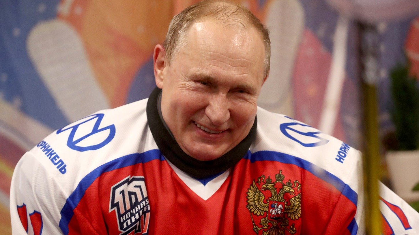 Нападающий «Ак Барса» Быков: чувствовал себя счастливым после матча с Путиным
