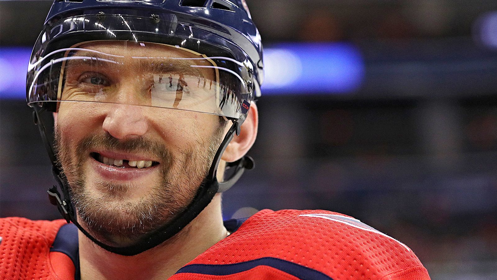 Овечкин в 18-й раз за карьеру забросил 25 шайб за сезон в НХЛ