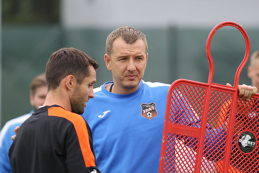 В «Урале» планируют утвердить Аверьянова на посту главного тренера