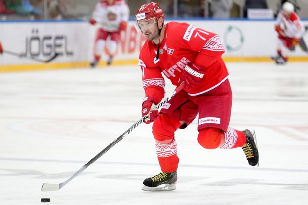 Ковальчук набрал 400-е очко в КХЛ в матче со СКА