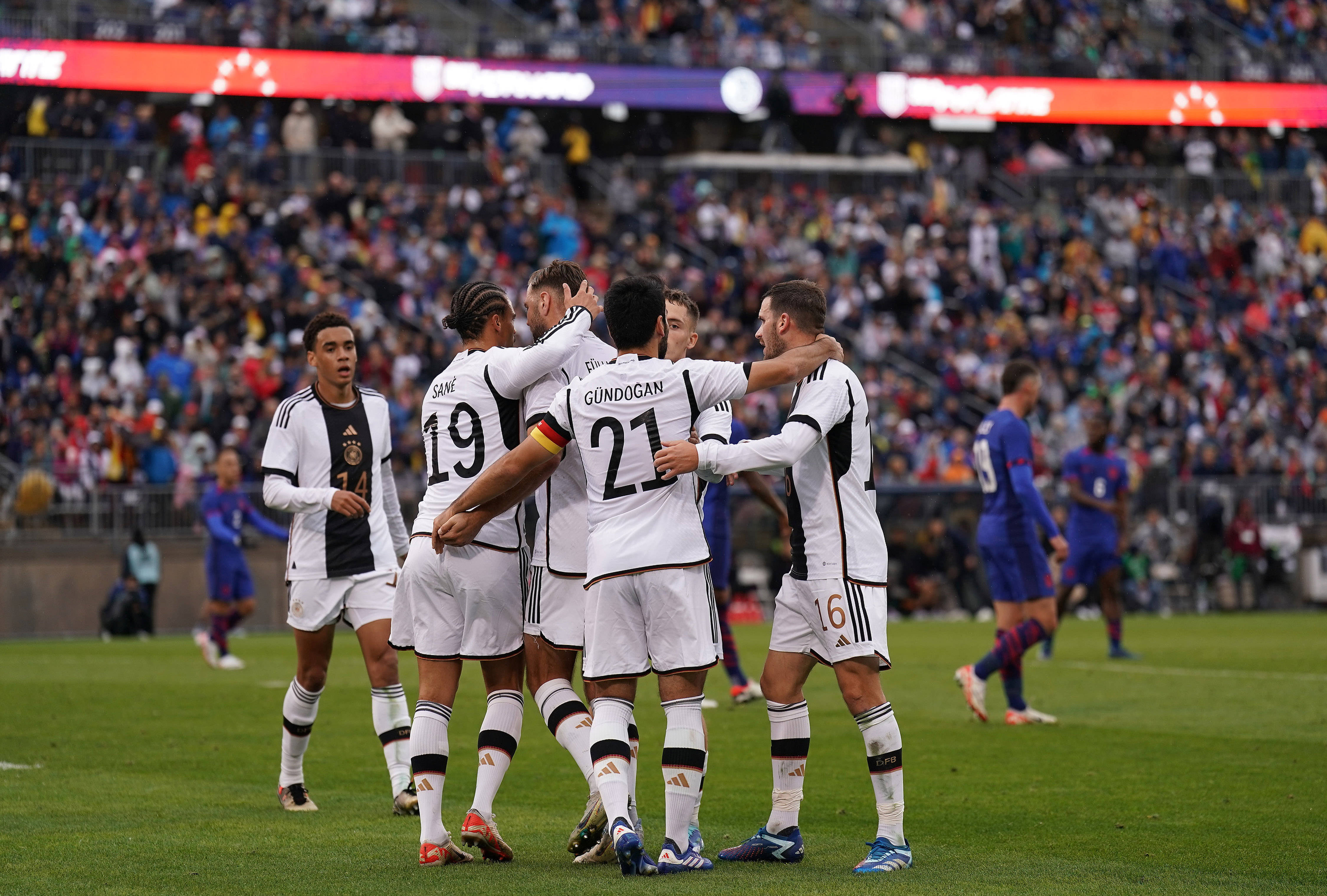 Сборная Германии одержала волевую победу над США в дебютном матче Нагельсманна