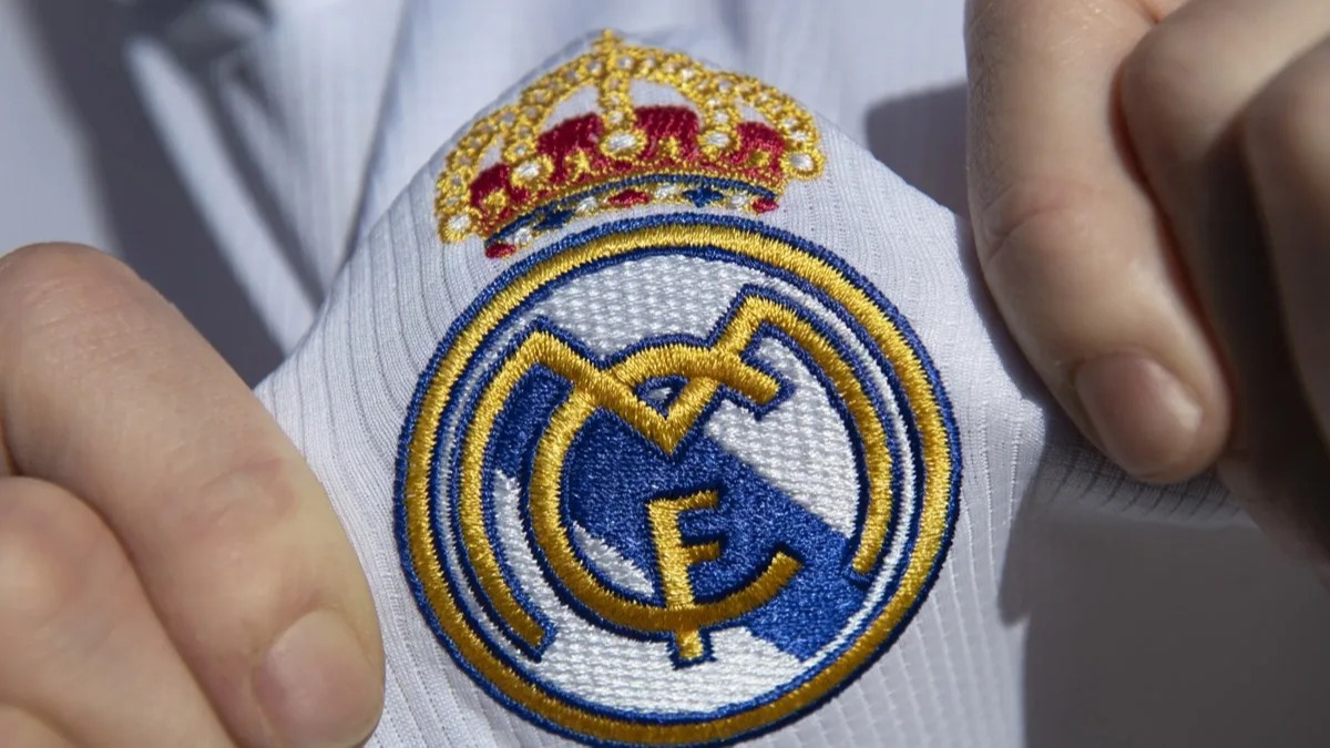 «Реал Мадрид» зарабатывает больше всех за рекламу на футболках