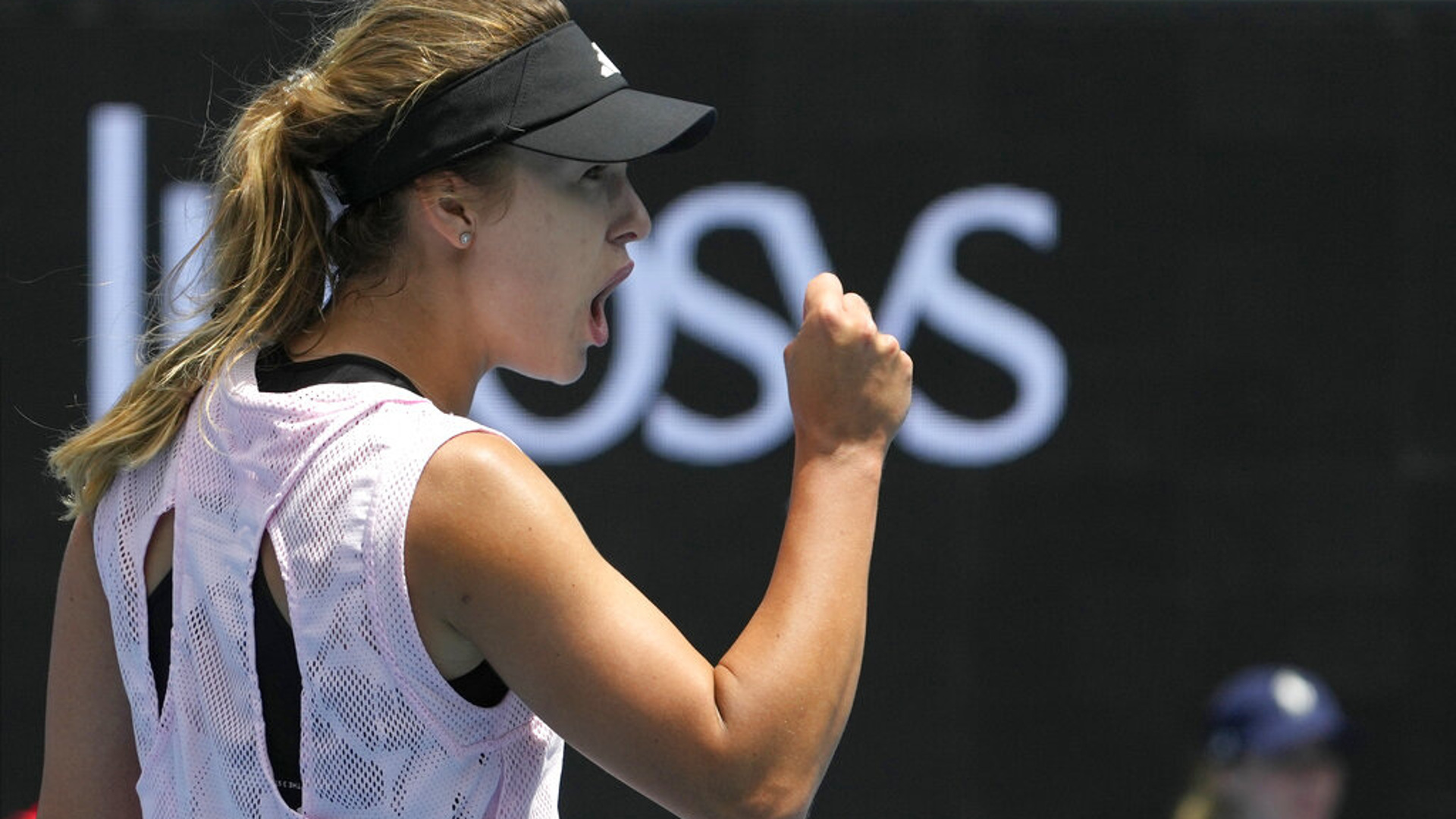Россиянка Калинская стартовала с победы на турнире WTA-1000 в Индиан-Уэллсе