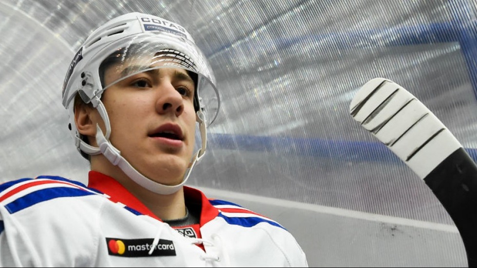 Российский форвард «Ванкувера» Кузьменко набрал первый балл в нынешнем сезоне НХЛ