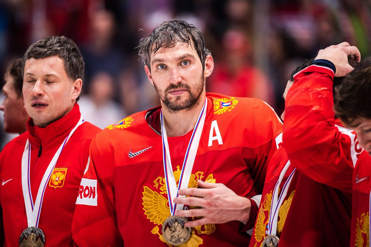 IIHF продлила отстранение сборной России от своих турниров на сезон-2024/25