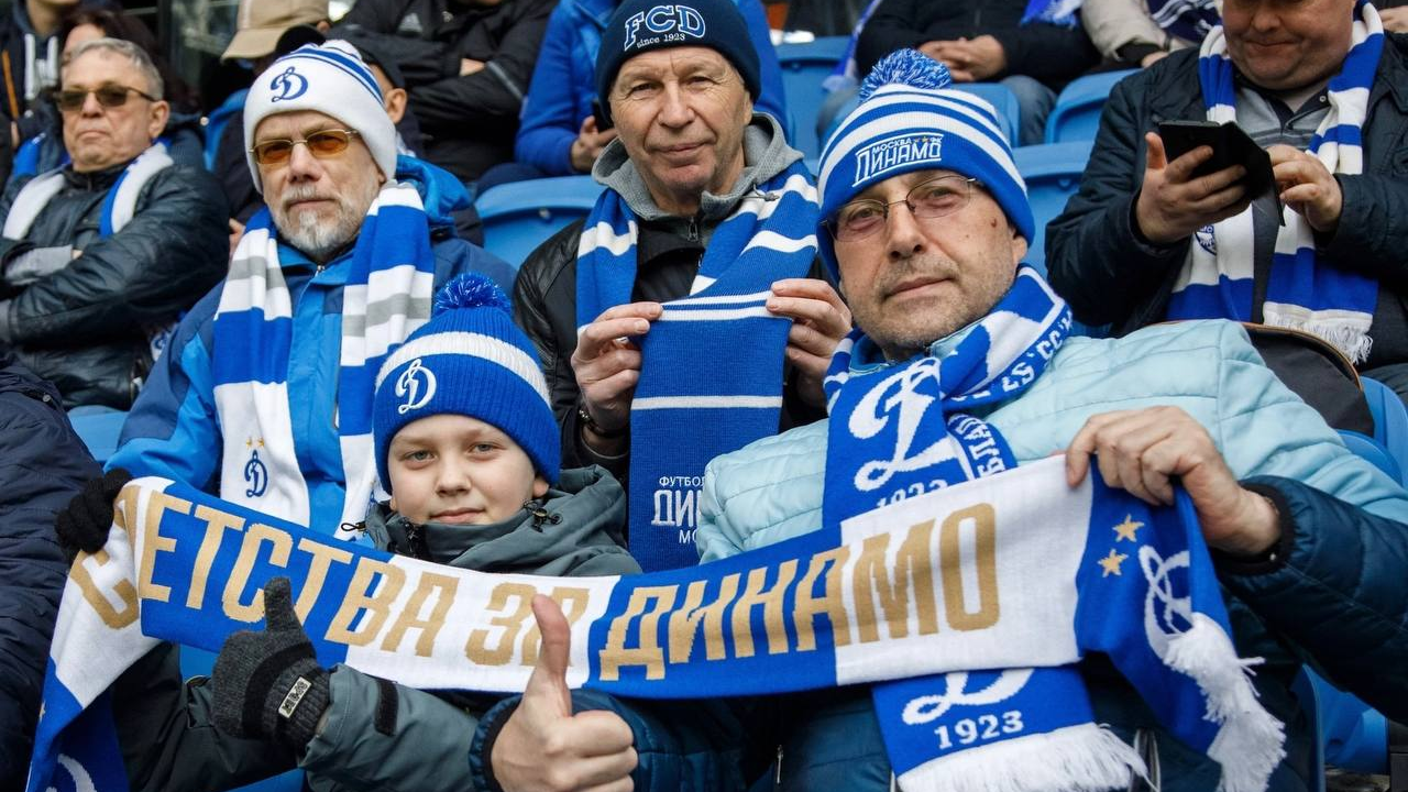 Московское «Динамо» поздравило своих болельщиком со столетием клуба