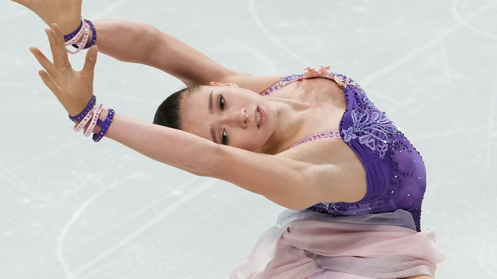 Тарасова считает, что Валиева не примет участие в ледовом шоу в Китае