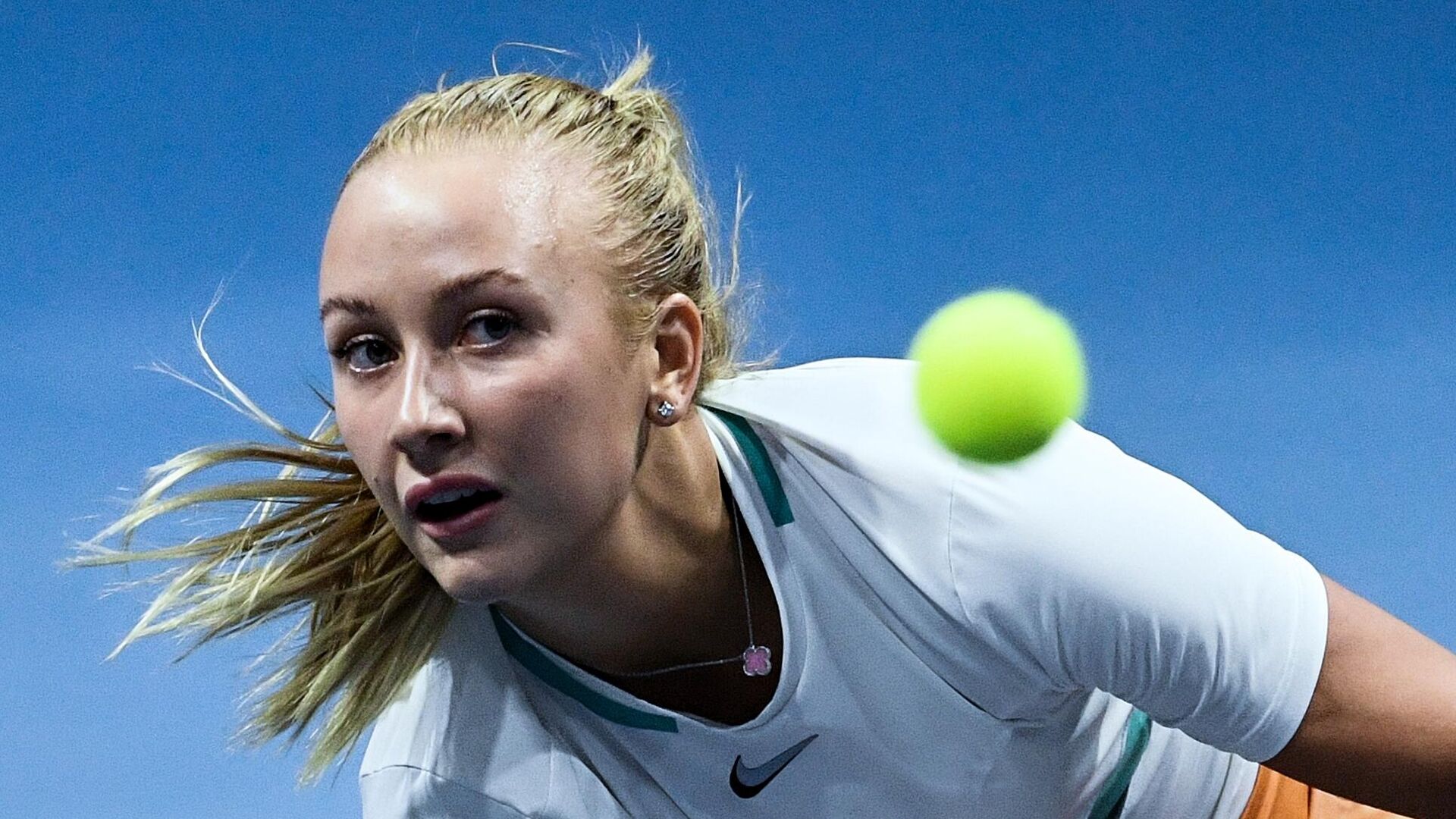 Анастасия Потапова обыграла Викторию Голубич во втором круге «Ролан Гаррос»