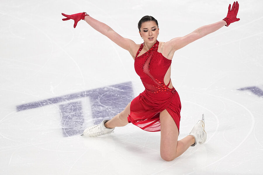 Валиева выступила с показательным номером на чемпионате России в Челябинске